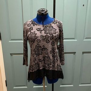 Black and Heather Gray Top with Flower Pattern